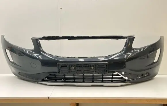 Volvo XC60 Front bumper 31323765