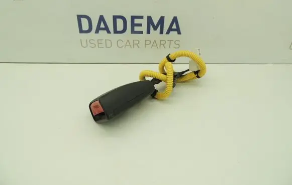 Hyundai i30 Front seatbelt buckle DS19