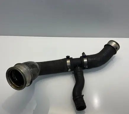 Intercooler hose/pipe