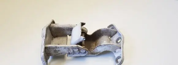 Nissan Primastar Rear door lower hinge