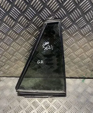 Subaru Outback (BT) Rear vent window glass 