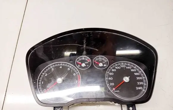 Ford Focus Speedometer (instrument cluster) 3M5F10A855A