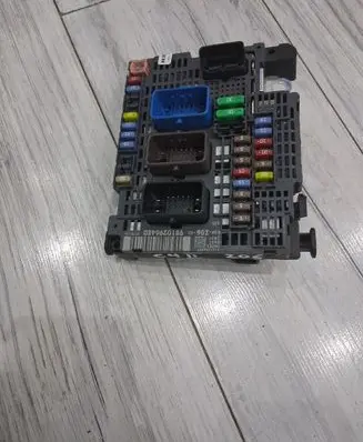 Citroen C4 Grand Picasso BSM Control unit 9810296480