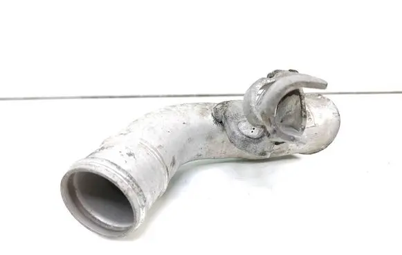 Volkswagen Jetta V Engine coolant pipe/hose