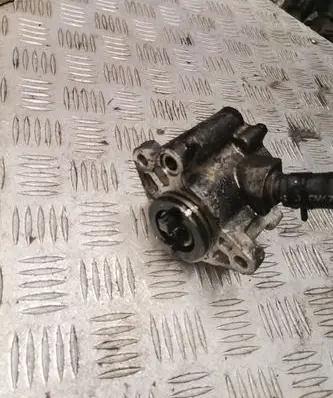 Toyota RAV 4 (XA20) Vacuum pump 2930027020