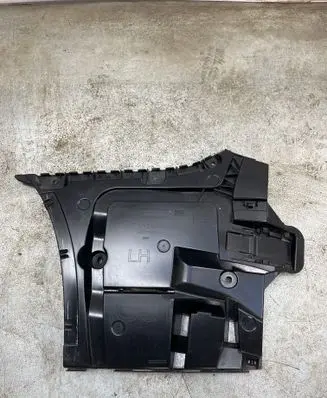 BMW 5 G30 G31 G38 Bumper support mounting bracket corner 7387315 738731 21754011