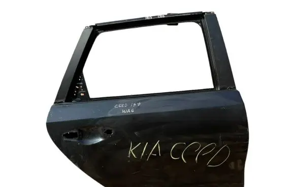 KIA Ceed Rear door