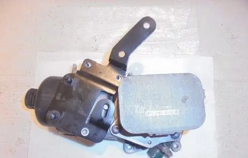Peugeot 208 Oil filter mounting bracket 9687911280