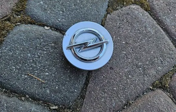 Opel Corsa F Original wheel cap 9833365680 39200779