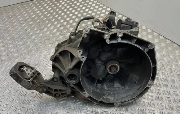 Ford Fiesta Manual 5 speed gearbox CV6R7002PF TTFD0 160215