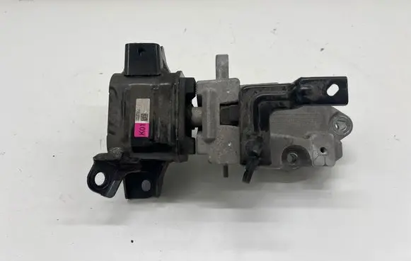 Hyundai Kona II Engine mount bracket 21870BF000