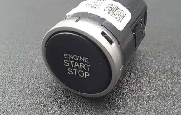 Hyundai i20 (BC3 BI3) Engine start stop button switch 93502AA000TT6 93502A-A000TT6 93502-AA000