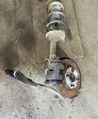 Toyota Yaris Front wheel hub spindle knuckle