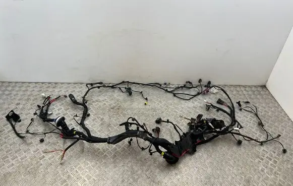 Mercedes-Benz EQA Engine installation wiring loom A1775404207 A1775404307 A211221947