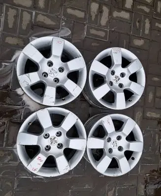 Peugeot 5008 R16 alloy rim 9685783880