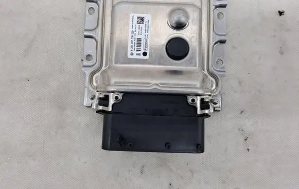 Mercedes-Benz C W205 Adblue control unit 1034486044