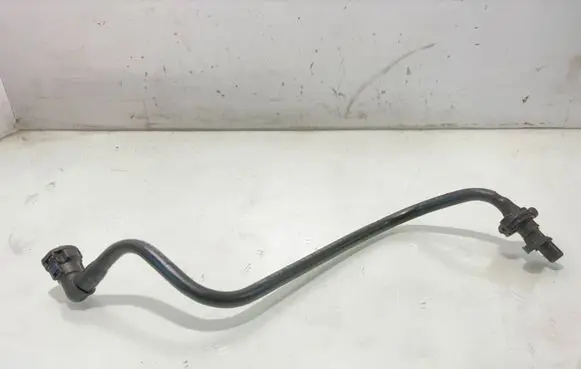 Volvo V70 Gearbox oil cooler pipe/hose 6G917890DC