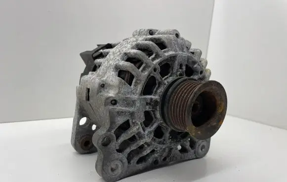 Seat Ibiza IV (6J,6P) Generator/alternator 037903025T