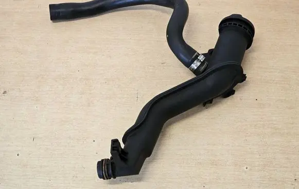 Volvo V50 Oil fill pipe 9654733980