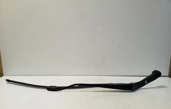 Land Rover Discovery Sport Front wiper blade arm 236A1