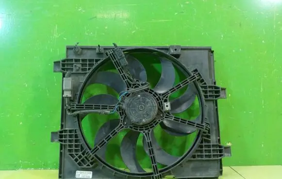 Nissan Juke I F15 Fan set 214813ZU0B XP211