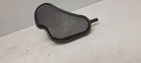 Audi A4 S4 B6 8E 8H Vacuum air tank 8D0131541B
