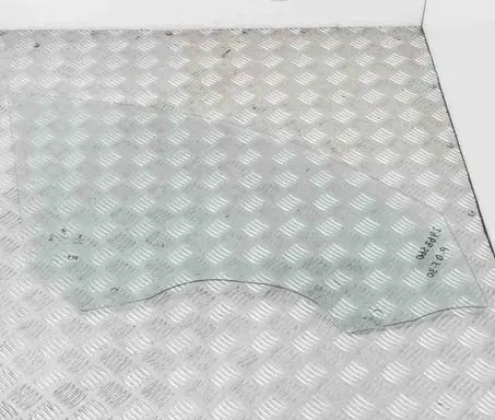 BMW 3 F30 F35 F31 Front door window glass four-door 43R001735