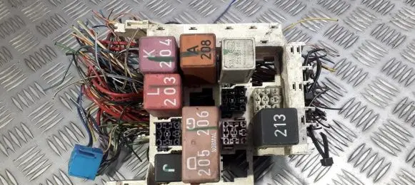 Volvo S70 V70 V70 XC Fuse box set 9162163