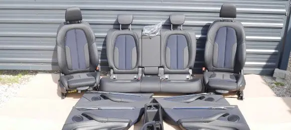 Seat set