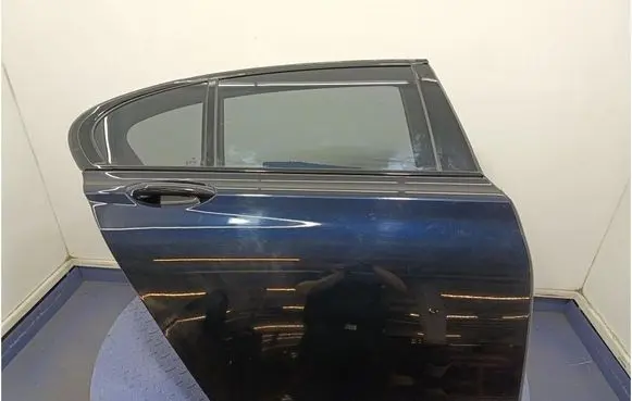 Audi A4 S4 B7 8E 8H Rear door