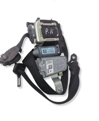 Mercedes-Benz E W212 Front seatbelt 617112100 010L0000 BAMPT11273