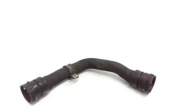 Mercedes-Benz B W246 W242 Engine coolant pipe/hose