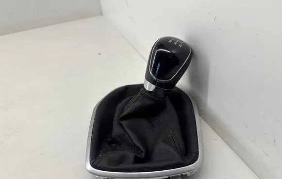 Ford Fiesta Gear lever shifter trim leather/knob C1BBA045B789ACW