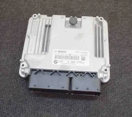 BMW 4 F36 Gran coupe Engine control unit/module 8584279