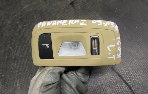 Porsche Panamera (970) Boot/trunk interior light 