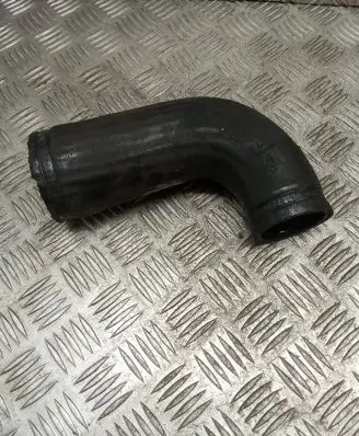 Volvo S60 Intercooler hose/pipe
