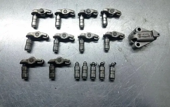 Opel Astra H Valve rocker arm 