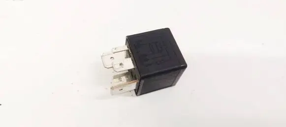 Volkswagen Golf V Other relay 3d0951253a