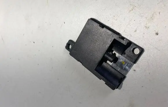 BMW 5 E60 E61 Bluetooth antenna 6928461 921800002