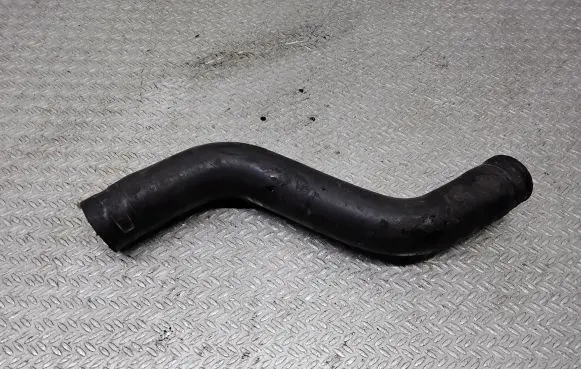 Subaru Forester SH Engine coolant pipe/hose