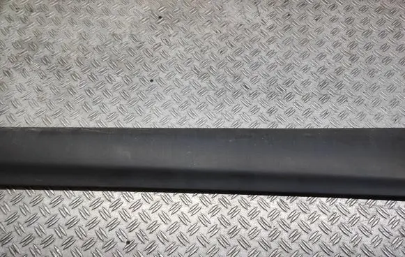 Nissan Qashqai Front door trim (molding) 808704EA0A