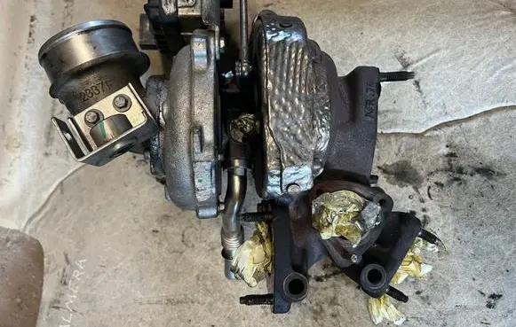 Jeep Grand Cherokee Turbo 35242171G 8230243 6NW009543