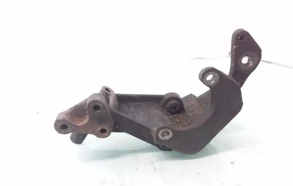 Audi 100 S4 C4 Power steering pump mounting bracket 054145521C