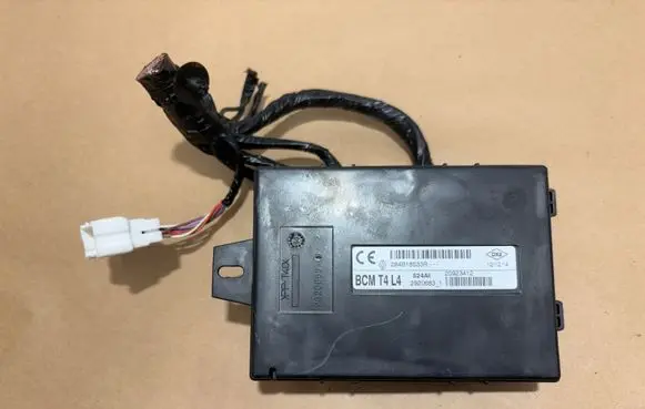 Renault Captur BSM Control unit 284B18533R 20923412