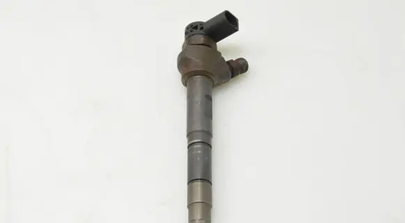 Volkswagen Golf VII Fuel injector 04L130277AJ