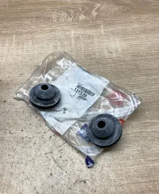 Citroen Xsara Radiator mount bracket 131308