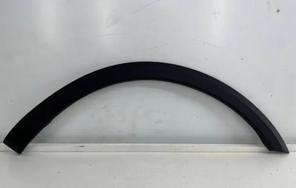 Suzuki Swift II Rear arch trim 00245023