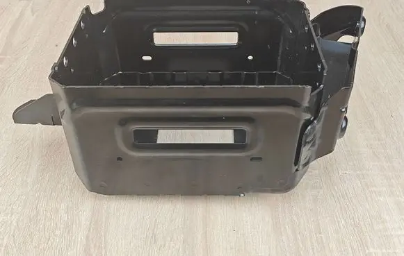 BMW X5 G05 Battery tray 8780794
