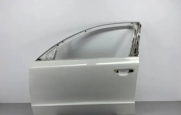 Skoda Superb B6 (3T) Front door