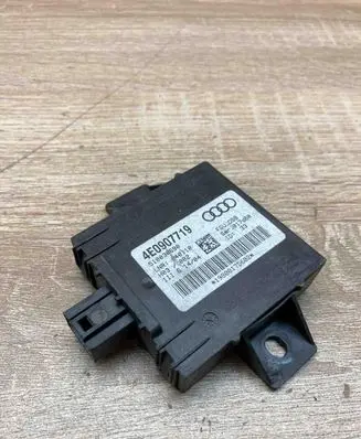 Audi A8 S8 D3 4E Alarm control unit/module 4E0907719
